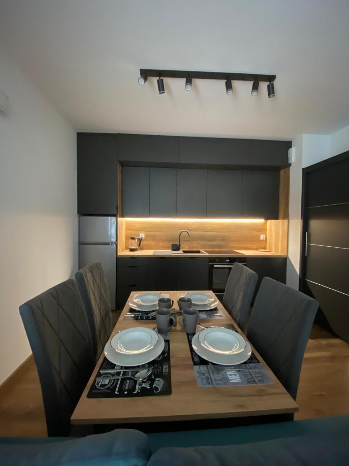 Apartament Em