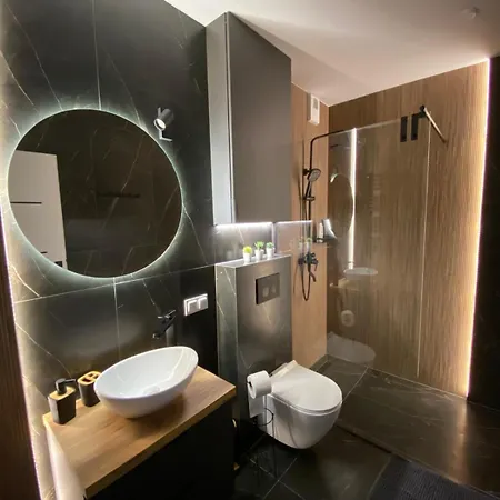 Em Room Краків Екстер'єр фото